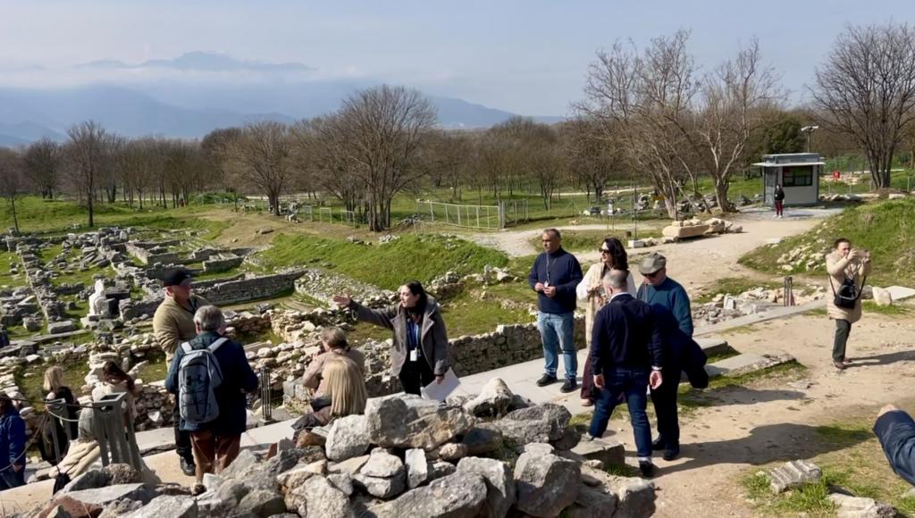 Ruinas arqueológicas de Filipos en Grecia durante la Ruta de San Pablo 